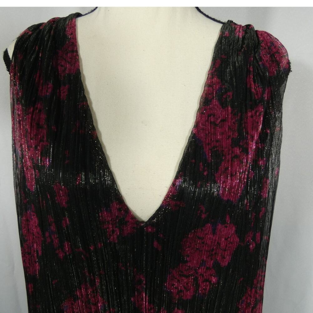 White House Black Market XL Sleeveless Blouse Deep V-Neck Keyhole Sparkle Party - Picture 2 of 7
